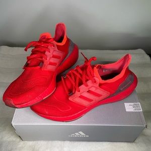 Ultraboost 22 Red